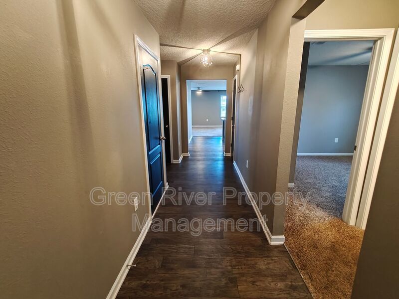 Stunning Move-In Ready Home with Lagoon Views in Alta Lakes! property image