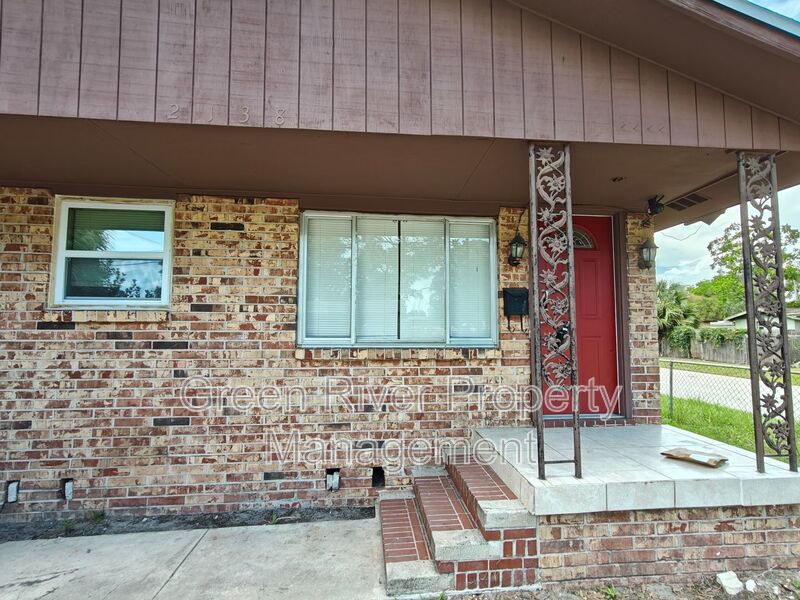 Charming Updated Home with Bonus Room property image