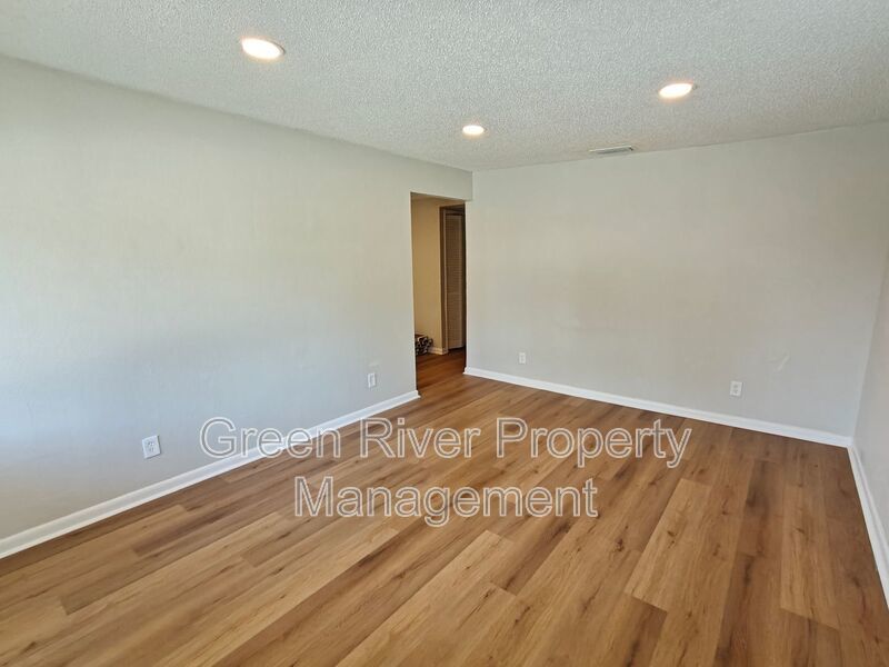 Charming Updated Home with Bonus Room property image