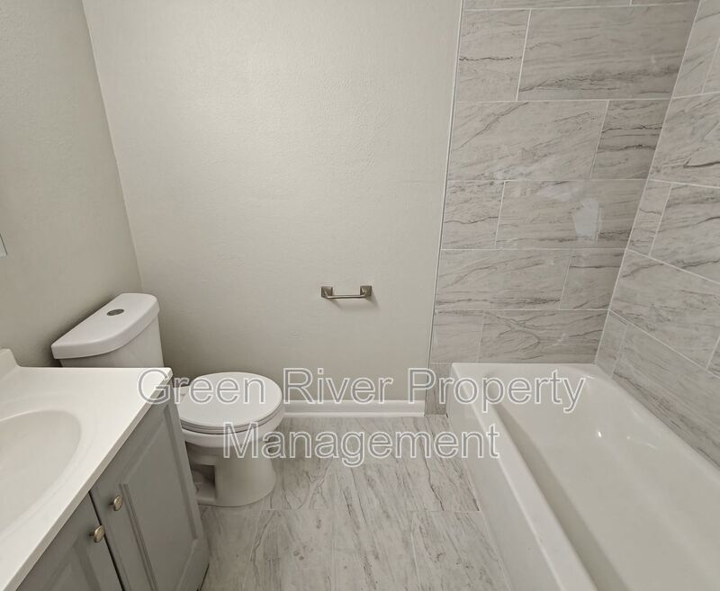 Charming Updated Home with Bonus Room property image