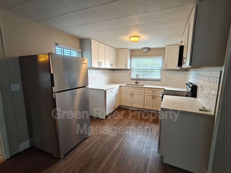 Bright & Cozy 3BR Home in Convenient St. Augustine Location property image