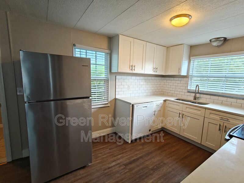 Bright & Cozy 3BR Home in Convenient St. Augustine Location property image