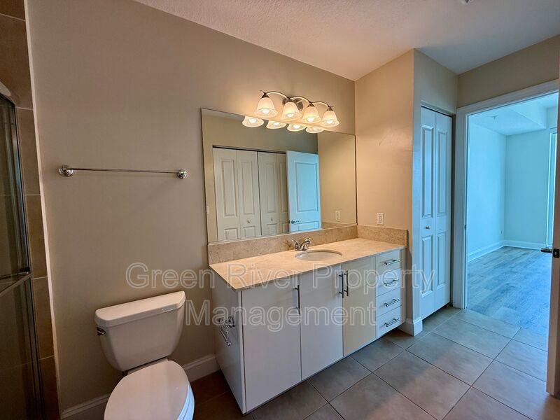 Luxury Riverfront Living at The Peninsula at St. Johns Center property image