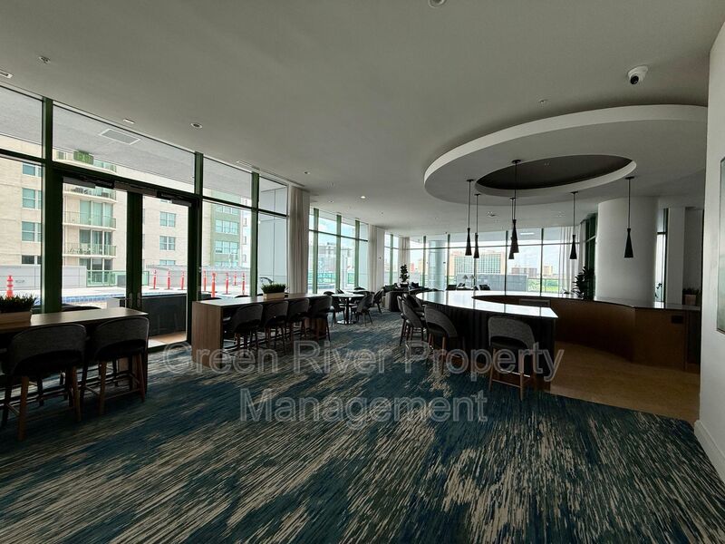 Luxury Riverfront Living at The Peninsula at St. Johns Center property image