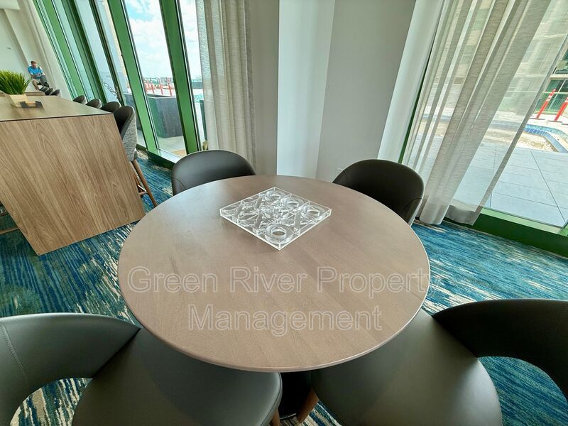 Luxury Riverfront Living at The Peninsula at St. Johns Center property image