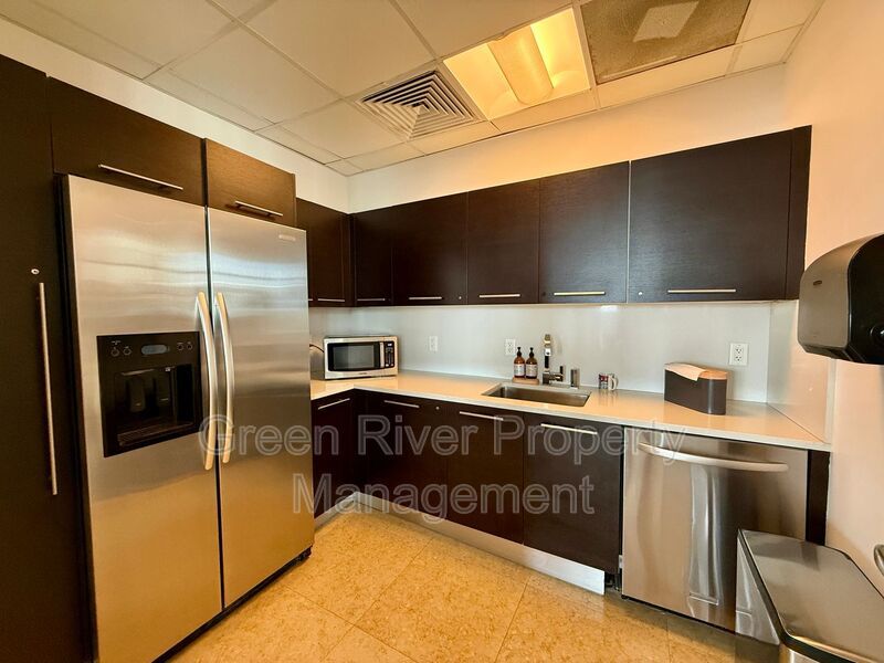 Luxury Riverfront Living at The Peninsula at St. Johns Center property image