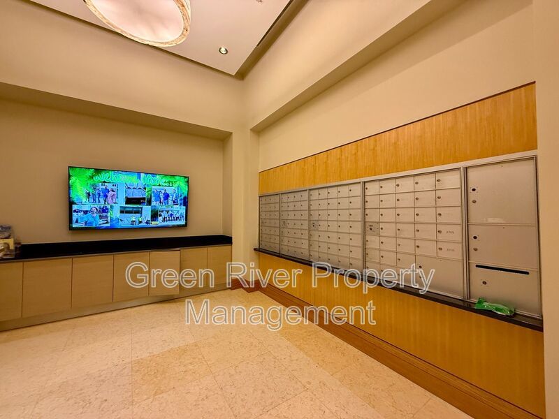 Luxury Riverfront Living at The Peninsula at St. Johns Center property image