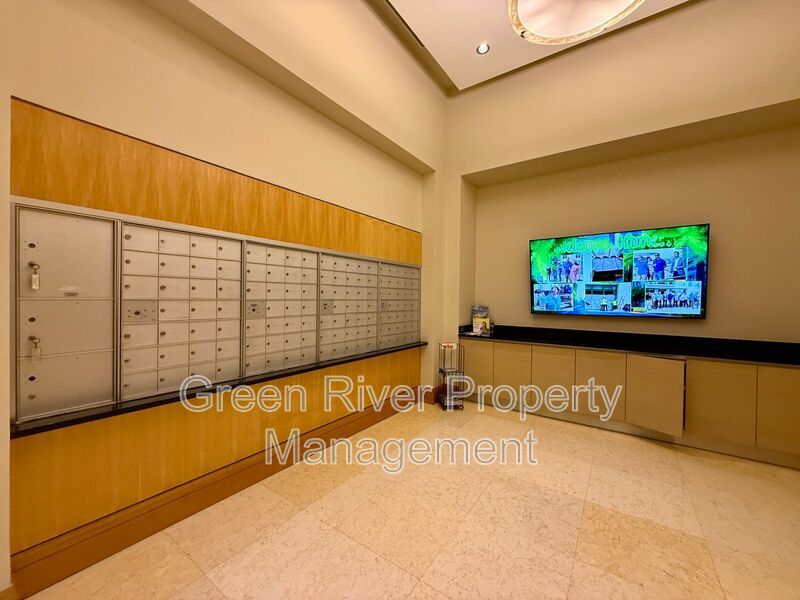 Luxury Riverfront Living at The Peninsula at St. Johns Center property image