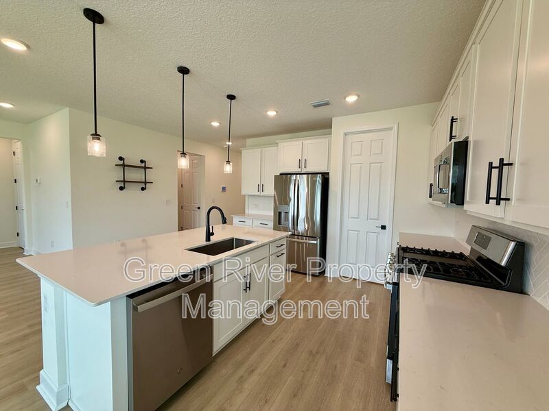 Spacious 4-Bedroom Home in Sugar Leaf Farms property image