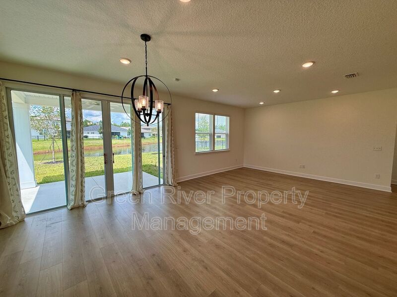 Spacious 4-Bedroom Home in Sugar Leaf Farms property image