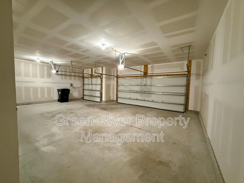 Spacious 4-Bedroom Home in Sugar Leaf Farms property image