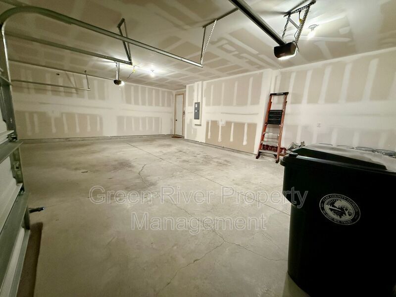 Spacious 4-Bedroom Home in Sugar Leaf Farms property image