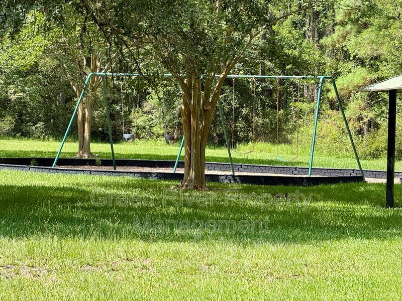 Spacious 4-Bedroom Home in Sugar Leaf Farms property image