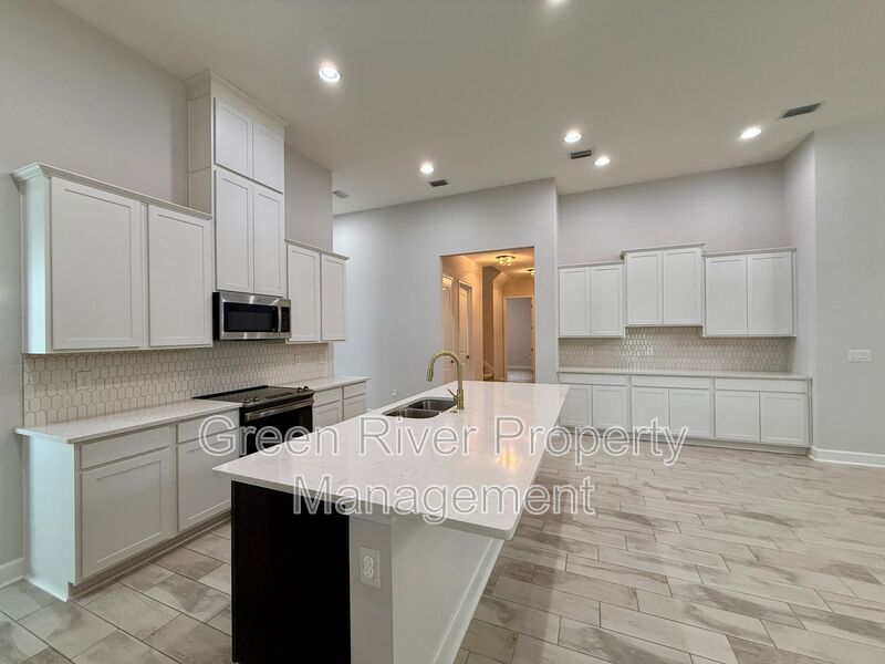 Welcome Home to Sandy Creek – Spacious Living with Modern Comfort! property image