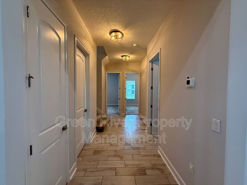 Welcome Home to Sandy Creek – Spacious Living with Modern Comfort! property image