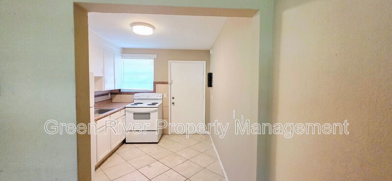Quiet 2 Bedroom Retreat Available Now – Pets Welcome! property image