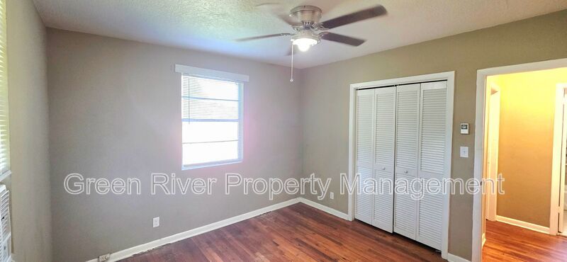 Quiet 2 Bedroom Retreat Available Now – Pets Welcome! property image