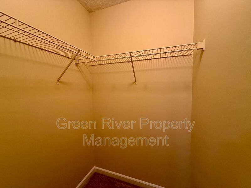 Immaculate 3 bedroom, 2 bath Waterfront Living with Preserve Views! property image