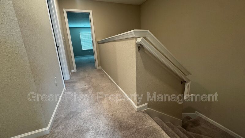 Modern 3BR Townhome in Desirable Longleaf Community!! property image