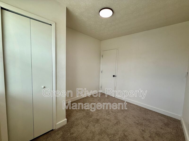 Charming 3-Bedroom Home with Water Included property image