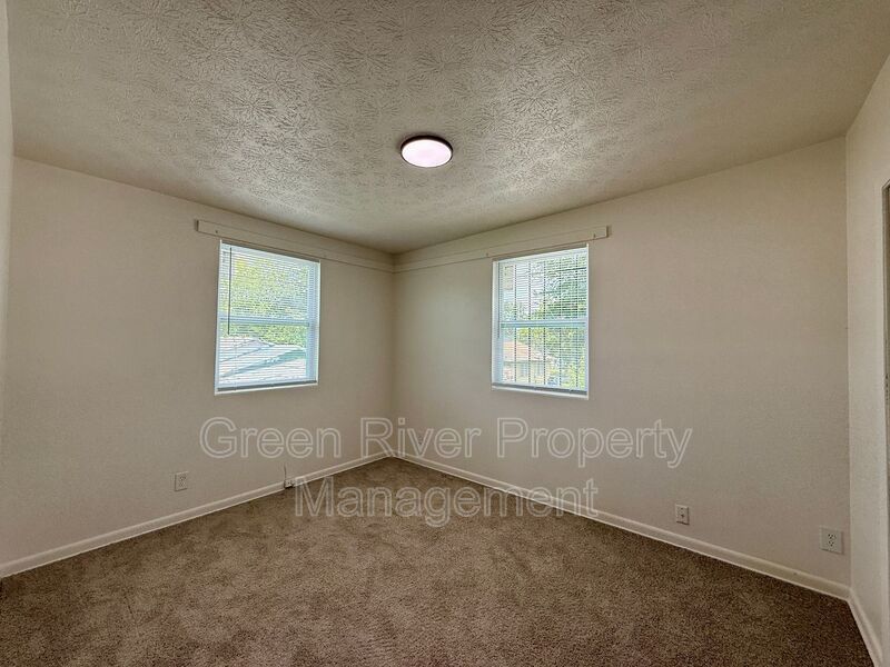 Charming 3-Bedroom Home with Water Included property image