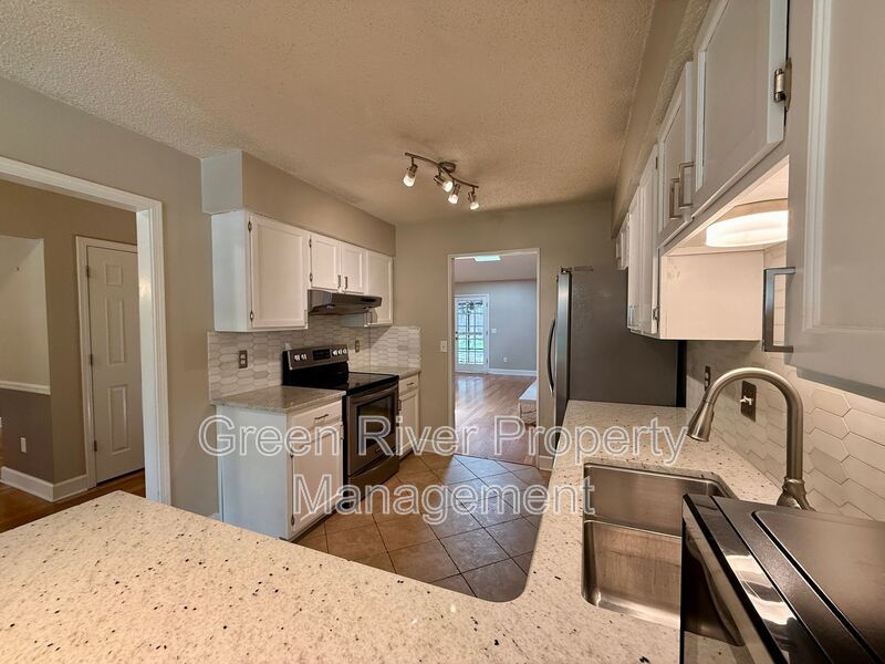3 Bedroom Home in Julington Forest property image
