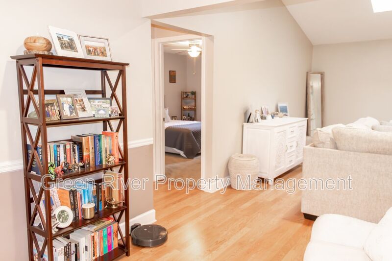Available now!  Spacious 3-Bedroom Home in Julington Forest property image