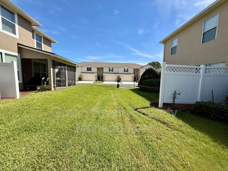 Charming Villa with Community Amenities in Lake Ridge Villas North property image