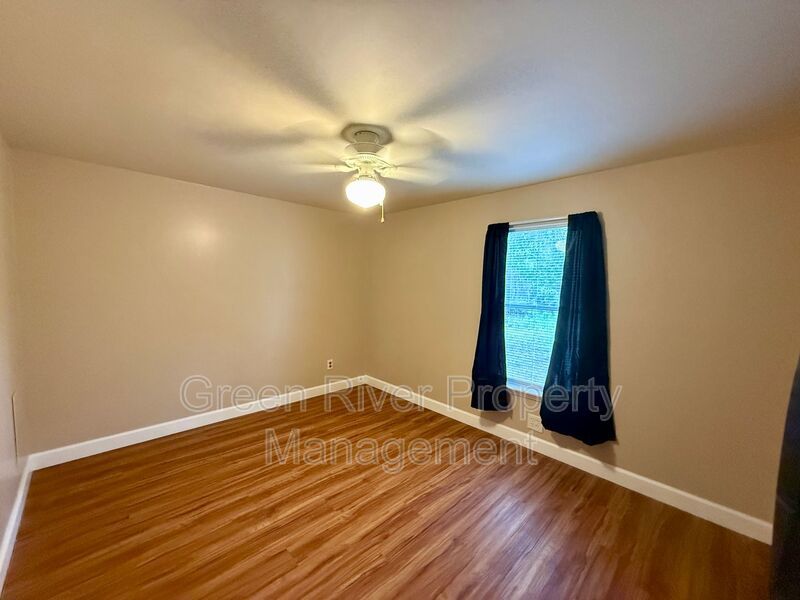 Charming Black Creek Park Home on 2 Acres property image