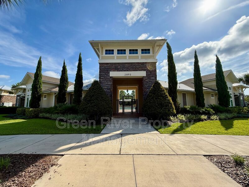 Spacious 4-Bedroom Home in Desirable Cross Creek Community property image