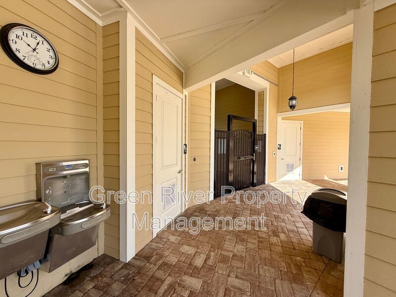 Spacious 4-Bedroom Home in Desirable Cross Creek Community property image