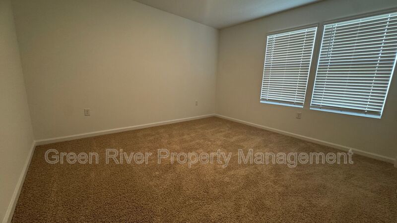 **BRAND-NEW D.R. HORTON TOWNHOME IN IRON GATE WITH 1-CAR GARAGE!** property image