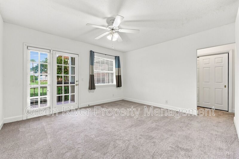 Available now!  Relaxed Riverfront Living in Alexandria! property image