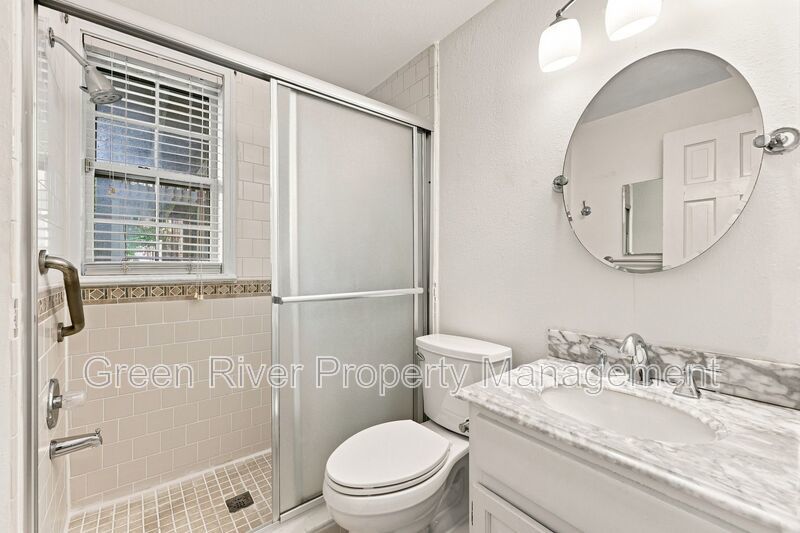 Available now!  Relaxed Riverfront Living in Alexandria! property image